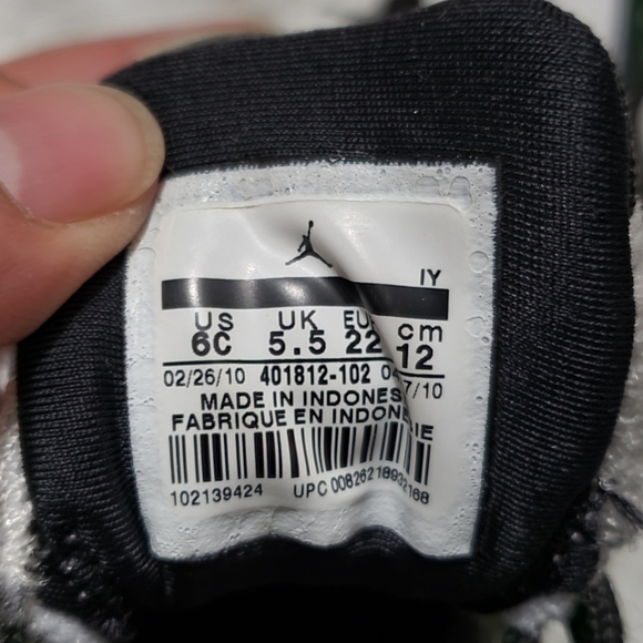 Jordan 9s Retro OG 6C - Picture 5 of 5